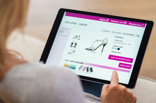 Silent Selling: The Art of Converting Customers Online Without Saying a Word